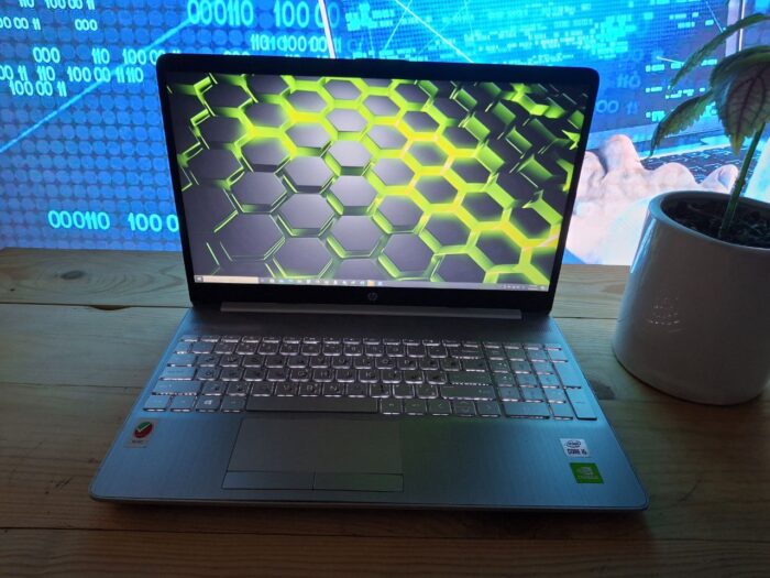 HP LAPTOP 15-DW2XXX