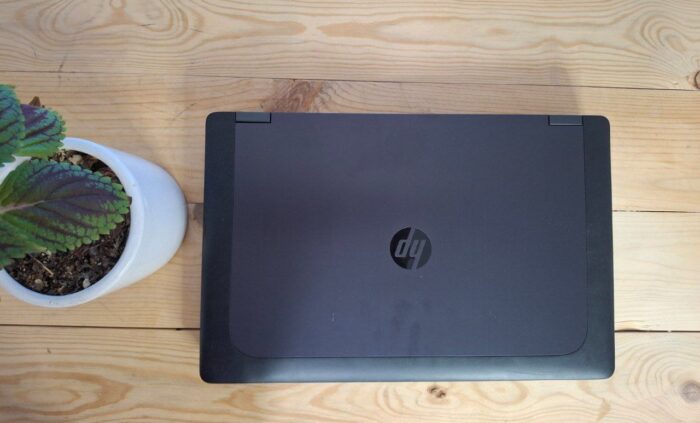 HP ZBOOK 17 G1