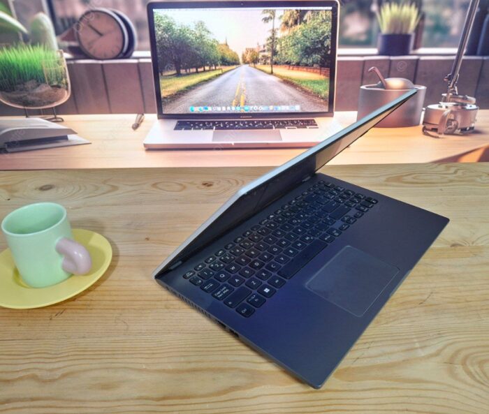 لپ تاپ استوک ASUS VIVOBOOK X515EA